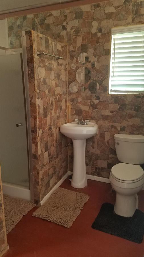 Smitty'S Hideaway Hotel Twentynine Palms Luaran gambar